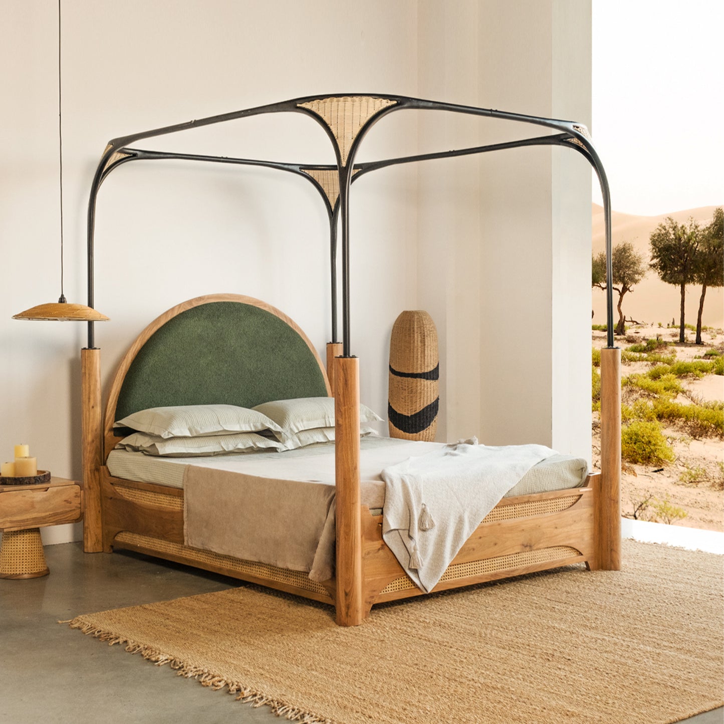 Narcodam Canopy Bed